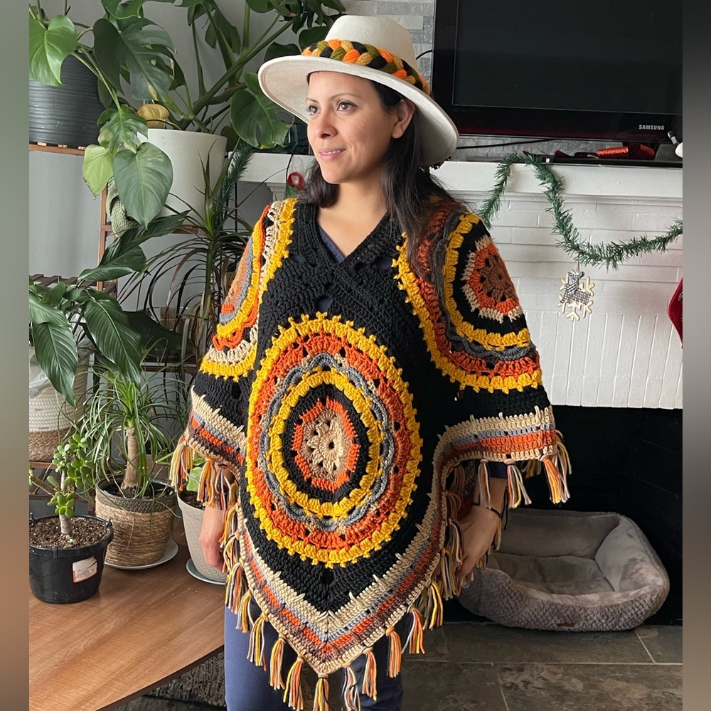 Poncho hippie Mándala in crochet made by Olypol one size New